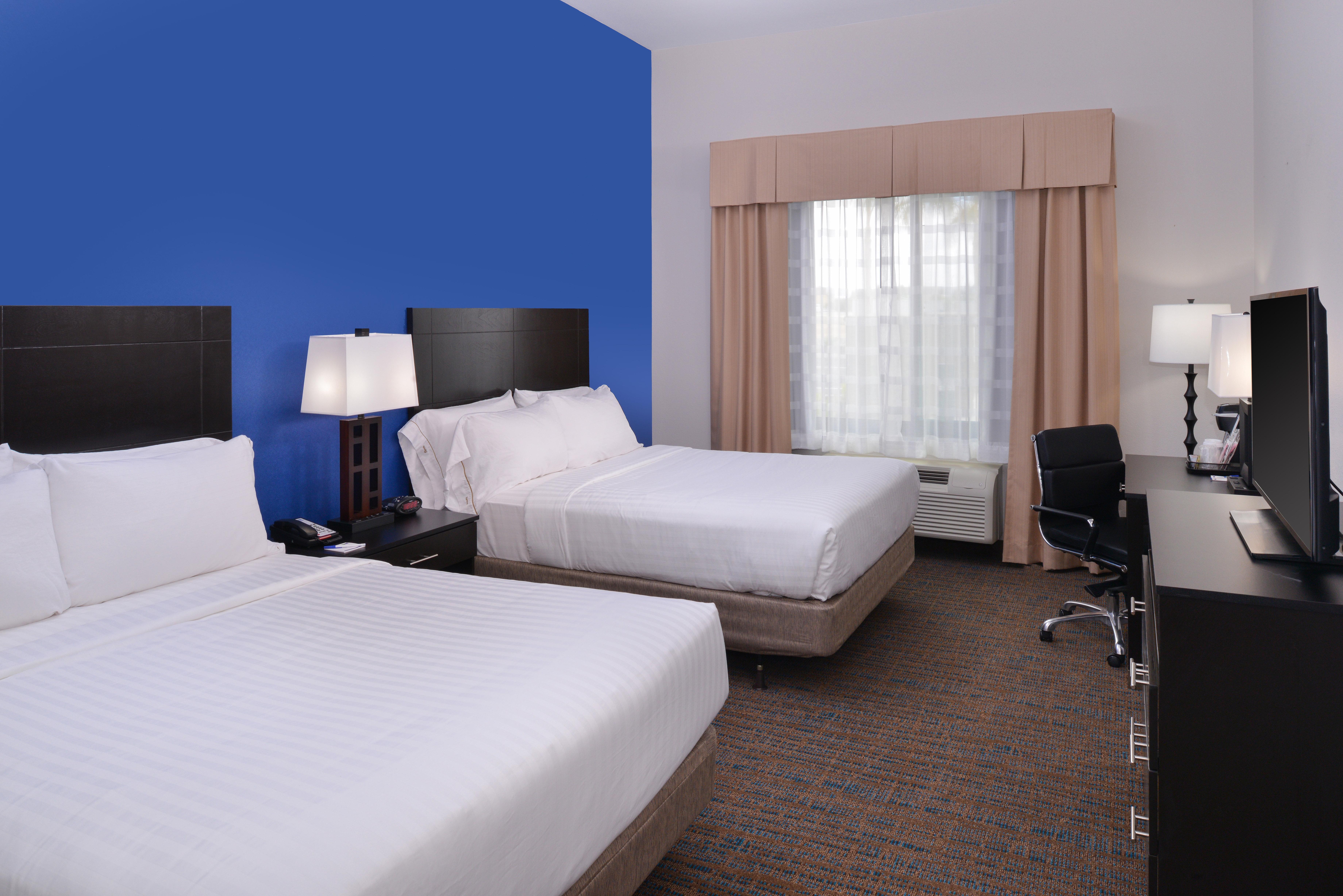 Holiday Inn Express & Suites Bakersfield Airport By Ihg Exterior foto