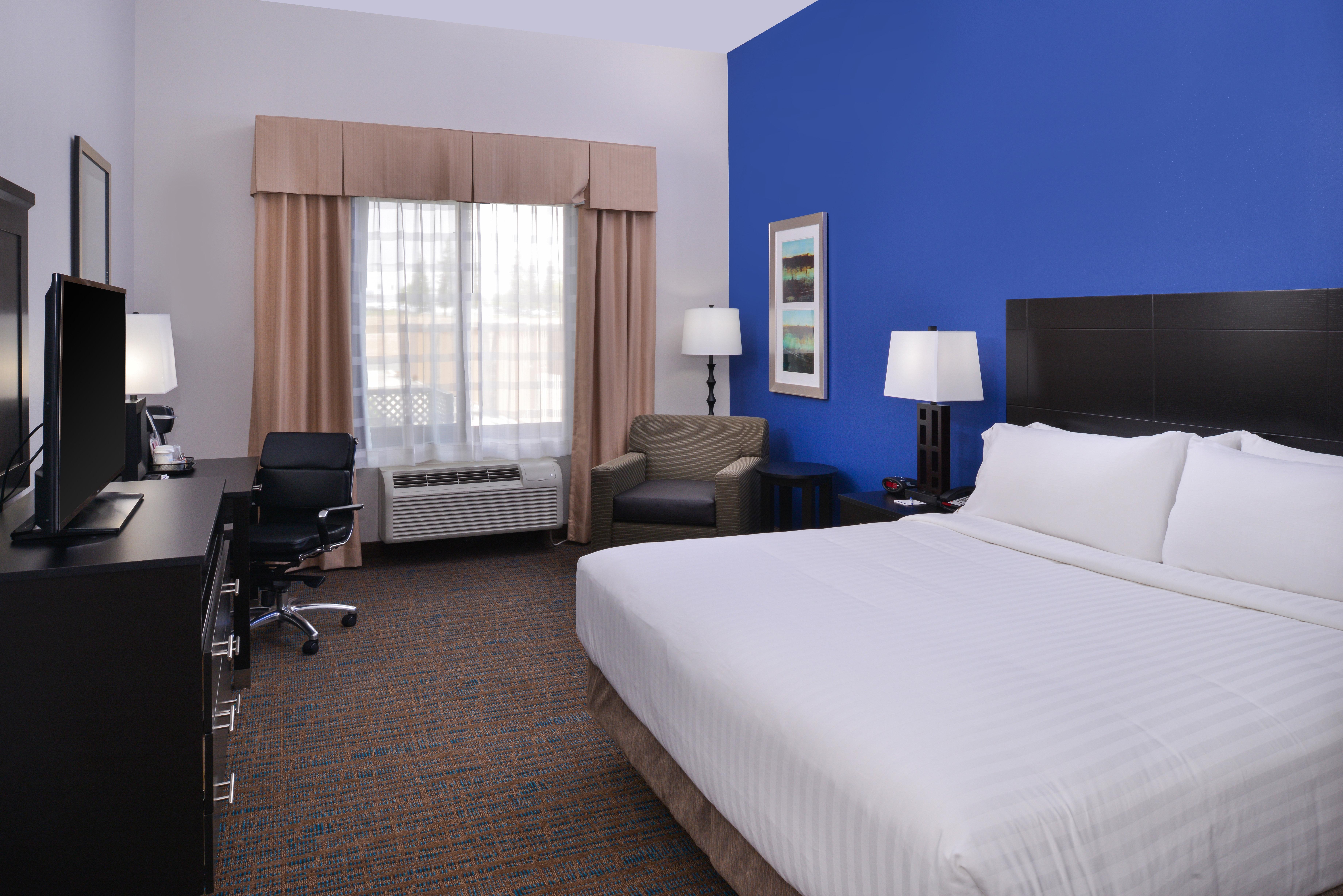Holiday Inn Express & Suites Bakersfield Airport By Ihg Exterior foto